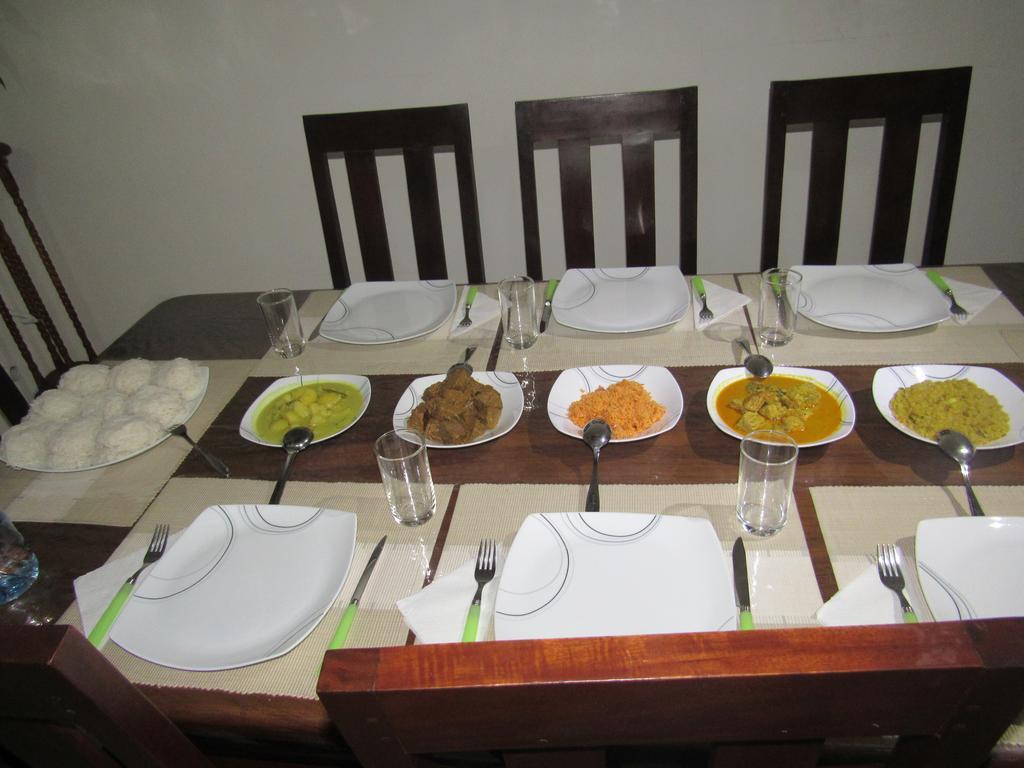 Hanthana Holiday Rooms แคนดี้ ภายนอก รูปภาพ